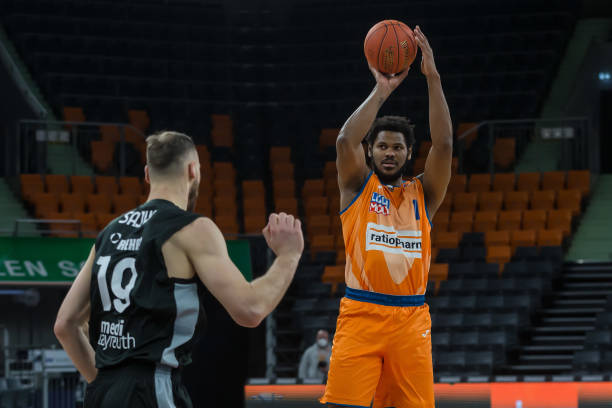 斯个人表现 斯个人表现