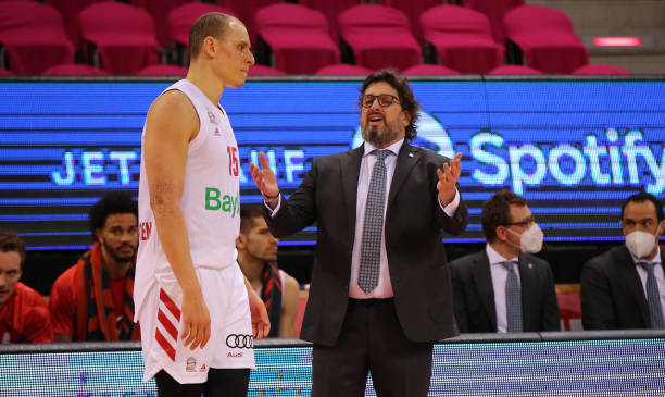 表现让他逐 表现让他逐