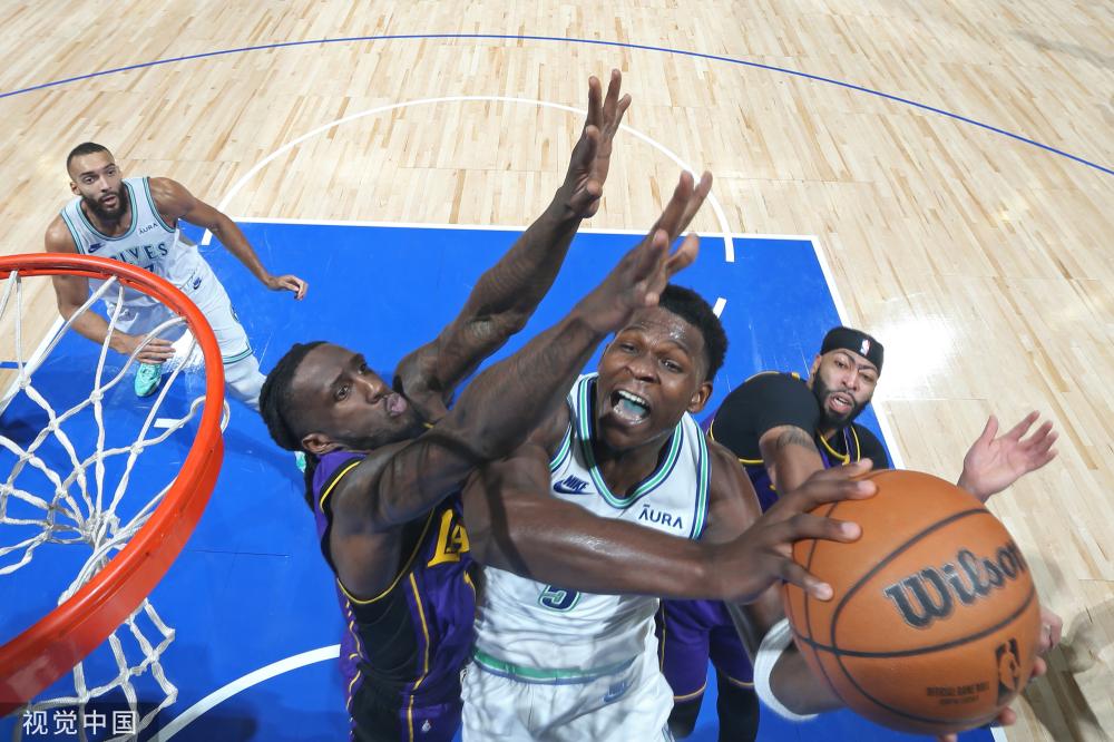 但也正是突 但也正是突